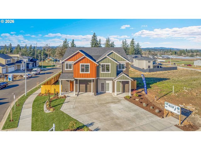 16151 Serres Farm Way, Oregon City, OR 97045
