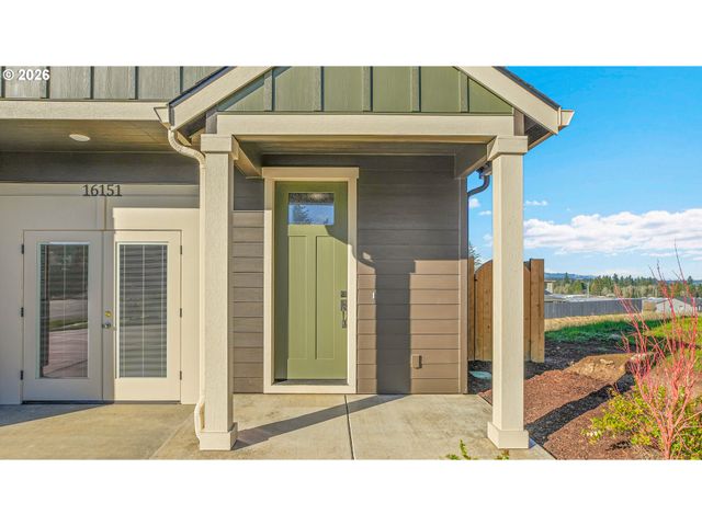 16151 Serres Farm Way, Oregon City, OR 97045