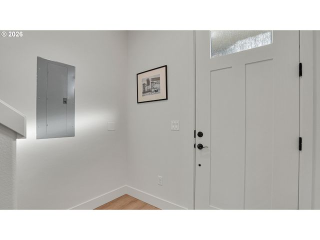 16151 Serres Farm Way, Oregon City, OR 97045