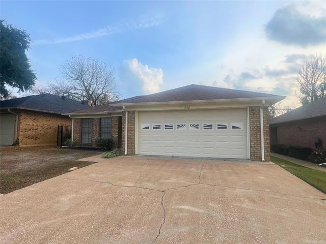 1756 Red Oak Circle, Sulphur Springs, TX 75482