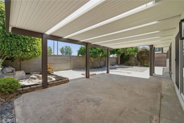 19562 Aragon Circle, Huntington Beach, CA 92646