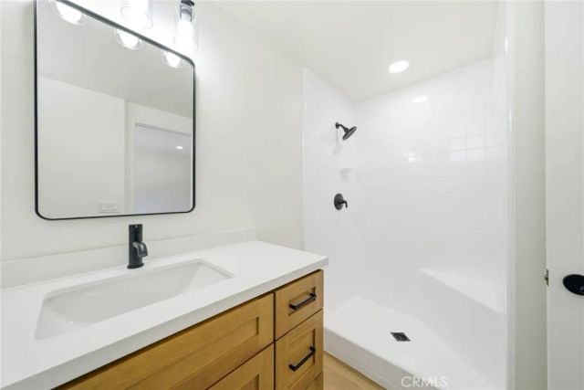 19562 Aragon Circle, Huntington Beach, CA 92646