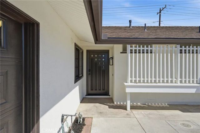 19562 Aragon Circle, Huntington Beach, CA 92646