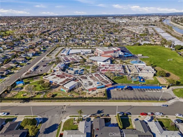 19562 Aragon Circle, Huntington Beach, CA 92646