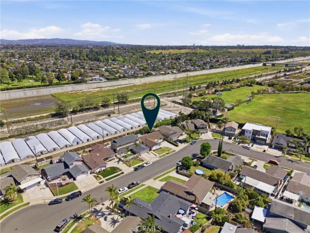 19562 Aragon Circle, Huntington Beach, CA 92646