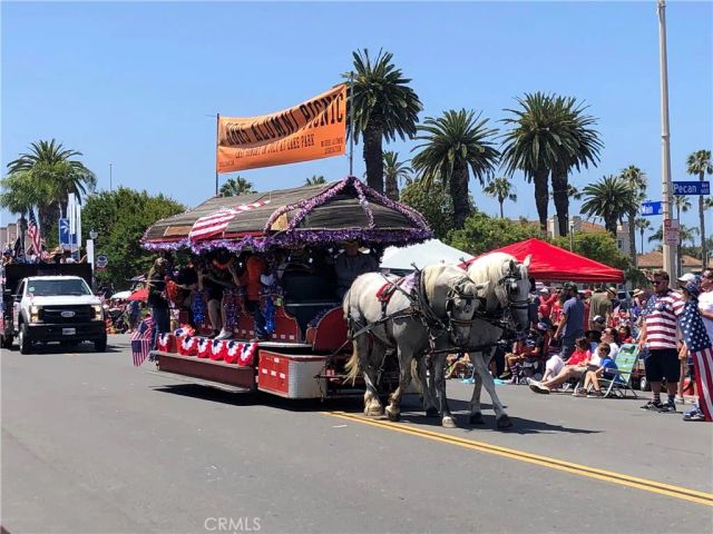 19562 Aragon Circle, Huntington Beach, CA 92646