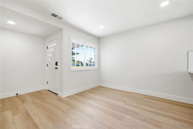 19562 Aragon Circle, Huntington Beach, CA 92646