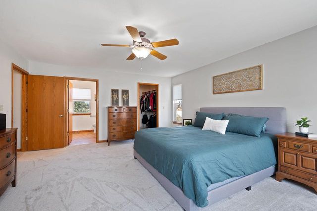 645 Two Rivers DRIVE, Mukwonago, WI 53149