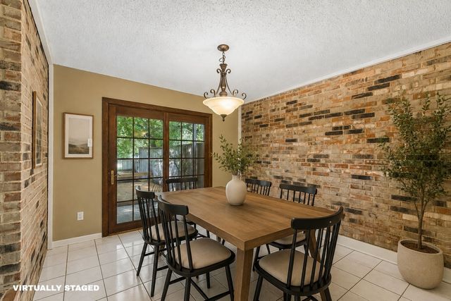 1806 Lakecrest Court, Carrollton, TX 75006