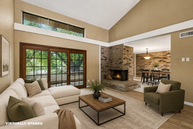 1806 Lakecrest Court, Carrollton, TX 75006