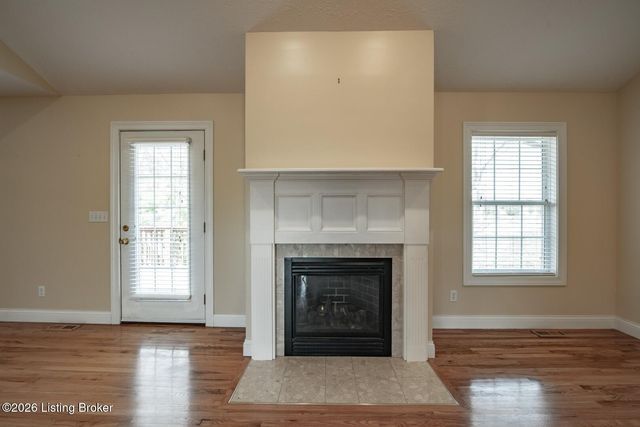70 Deer Run Way, Elizabethtown, KY 42701