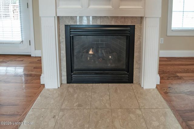 70 Deer Run Way, Elizabethtown, KY 42701