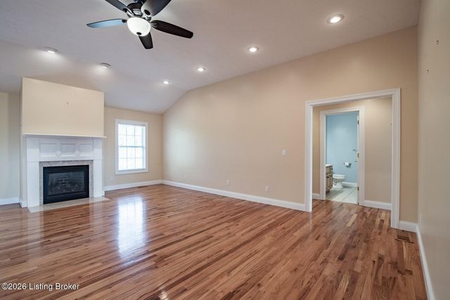 70 Deer Run Way, Elizabethtown, KY 42701