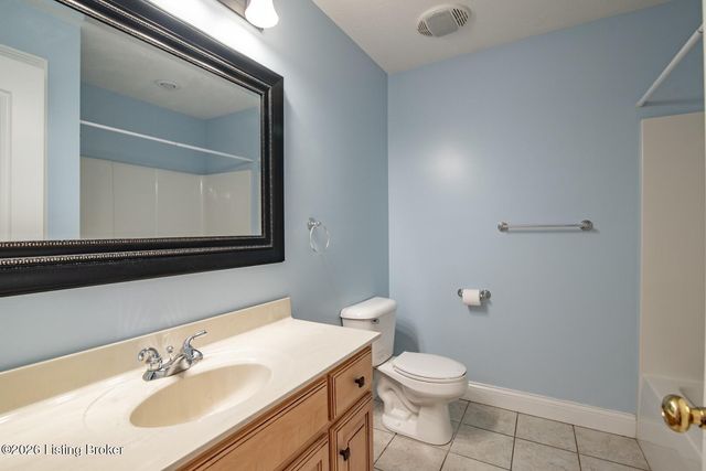 70 Deer Run Way, Elizabethtown, KY 42701