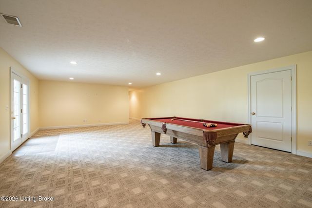 70 Deer Run Way, Elizabethtown, KY 42701