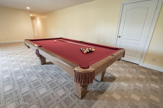 70 Deer Run Way, Elizabethtown, KY 42701