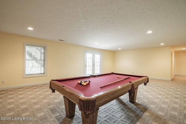 70 Deer Run Way, Elizabethtown, KY 42701