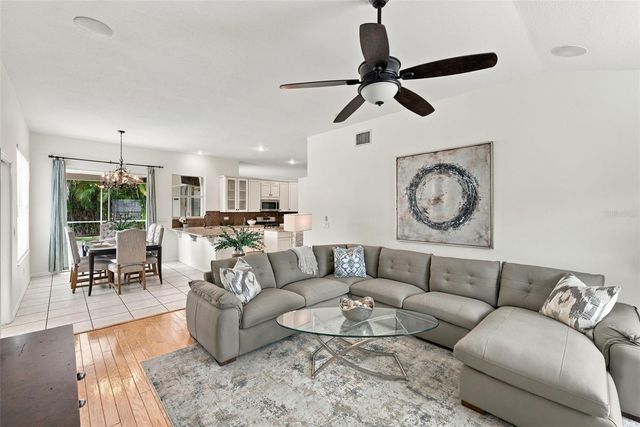 12427 BRISTOL COMMONS CIRCLE, Tampa, FL 33626