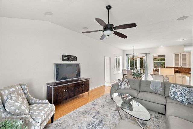 12427 BRISTOL COMMONS CIRCLE, Tampa, FL 33626