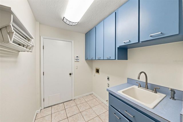 12427 BRISTOL COMMONS CIRCLE, Tampa, FL 33626