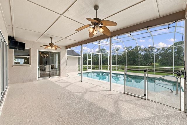 12427 BRISTOL COMMONS CIRCLE, Tampa, FL 33626