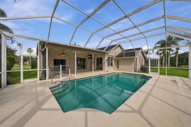 12427 BRISTOL COMMONS CIRCLE, Tampa, FL 33626