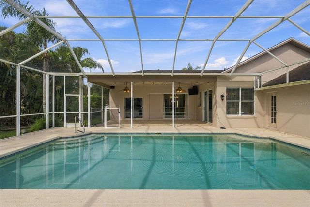 12427 BRISTOL COMMONS CIRCLE, Tampa, FL 33626