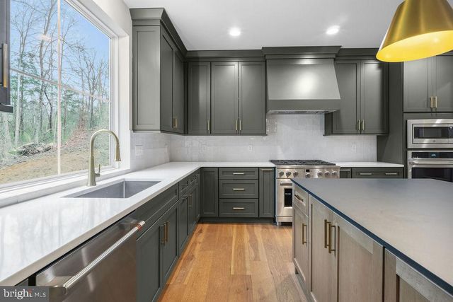 15 BERKS MONT, Barto, PA 19504
