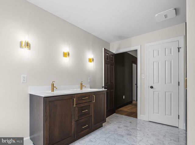 15 BERKS MONT, Barto, PA 19504