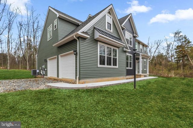 15 BERKS MONT, Barto, PA 19504
