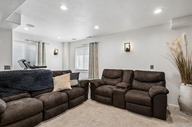 9711 Moss Rose Circle, Highlands Ranch, CO 80129