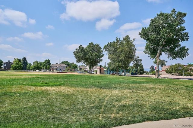 9711 Moss Rose Circle, Highlands Ranch, CO 80129