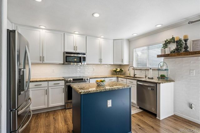 9711 Moss Rose Circle, Highlands Ranch, CO 80129