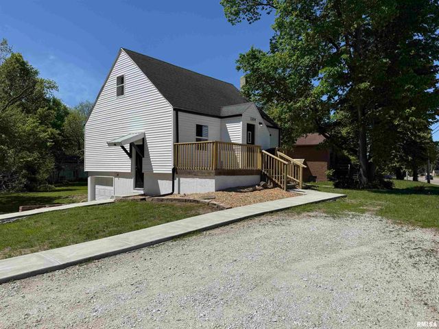 3304 E WASHINGTON Street, East Peoria, IL 61611