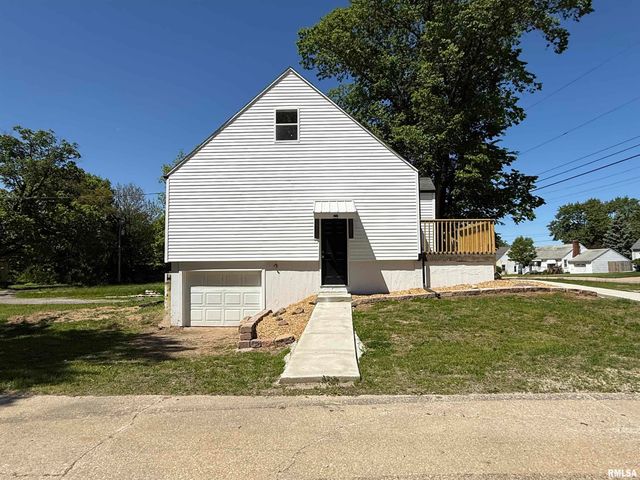 3304 E WASHINGTON Street, East Peoria, IL 61611