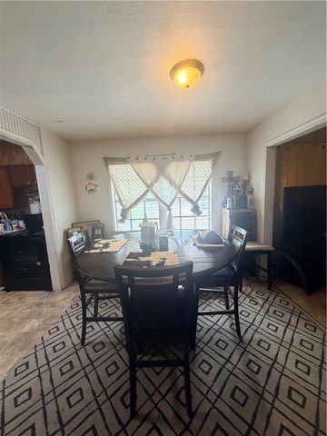 200 County Road 3211, Orange Grove, TX 78372