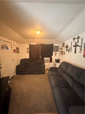200 County Road 3211, Orange Grove, TX 78372