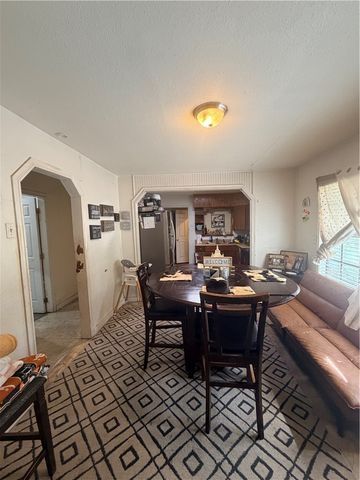 200 County Road 3211, Orange Grove, TX 78372