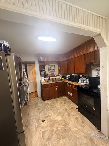 200 County Road 3211, Orange Grove, TX 78372