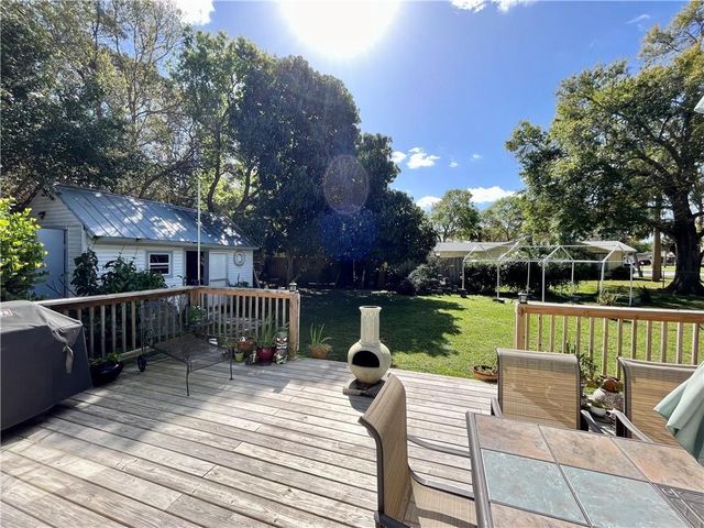 3329 10th Street SW, Vero Beach, FL 32968