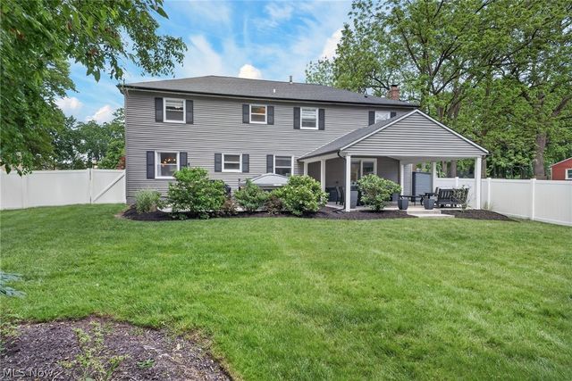 25643 Rustic Lane, Westlake, OH 44145
