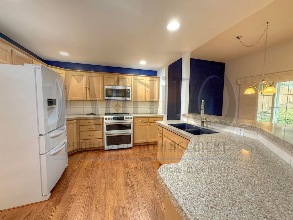 6728 S Moran View St, Spokane, WA 99224 photo 5