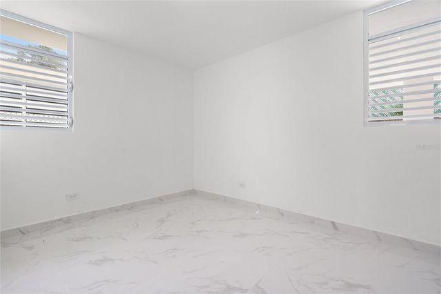 18 URB FAIR VIEW, San Juan, PR 00926