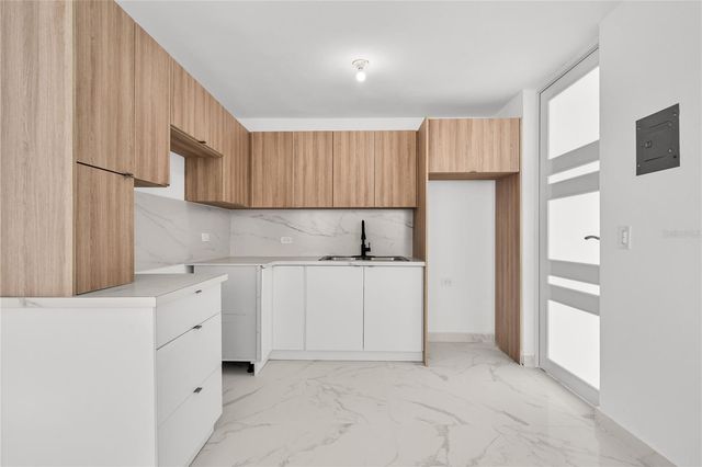 18 URB FAIR VIEW, San Juan, PR 00926