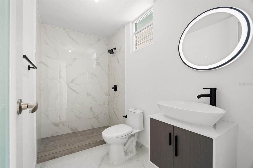 Image 16 of property listing at 18 URB FAIR VIEW, San Juan, PR 00926