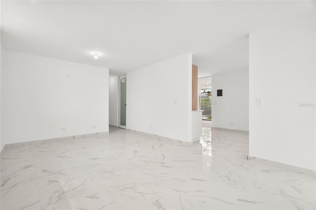 Image 6 of property listing at 18 URB FAIR VIEW, San Juan, PR 00926