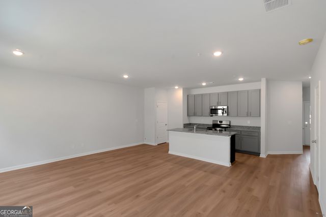 5432 Biltmore Drive, Atlanta, GA 30349