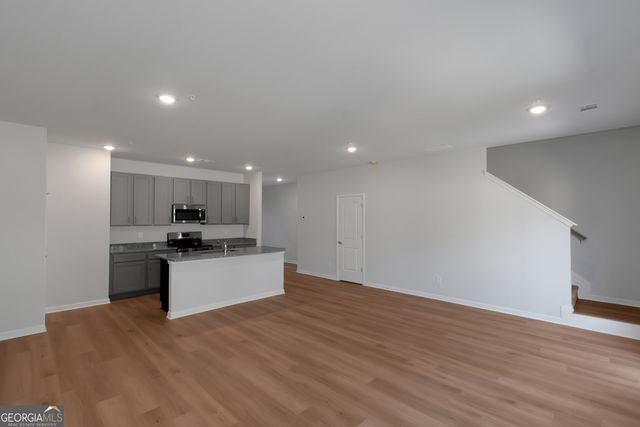 5432 Biltmore Drive, Atlanta, GA 30349