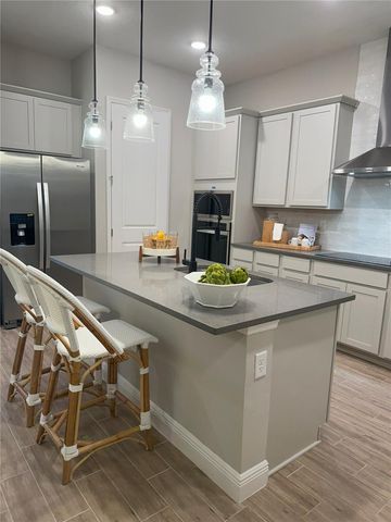 2920 VOYAGER AVENUE, St Cloud, FL 34771