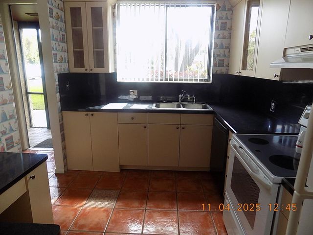 4443 Luxemburg Court, Lake Worth, FL 33467